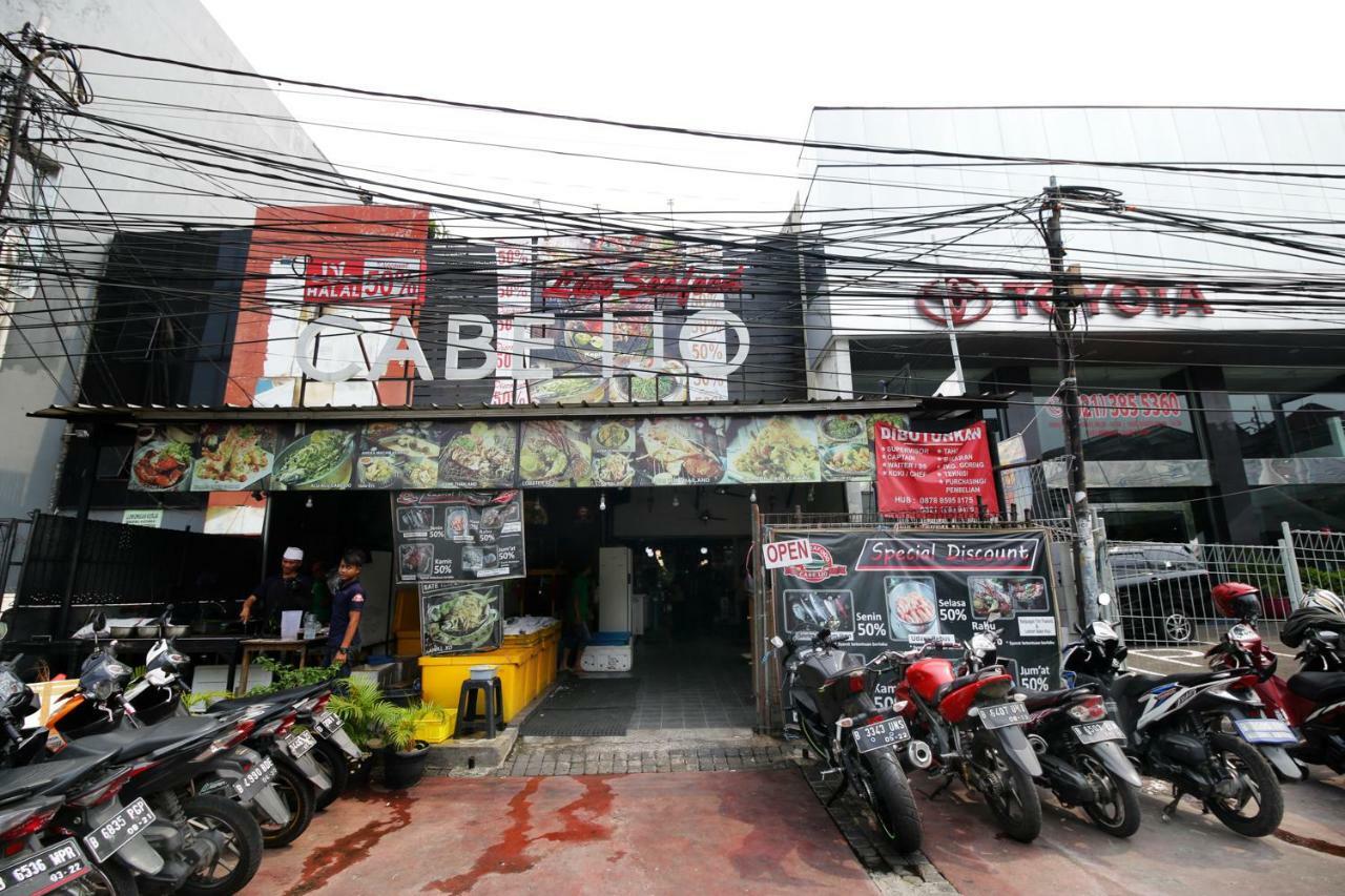 Rumahku Hayam Wuruk Mitra Reddoorz Giacarta Esterno foto